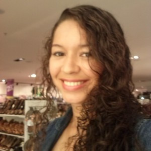 Ana - Professor de língua portuguesa e literatura - São Luís