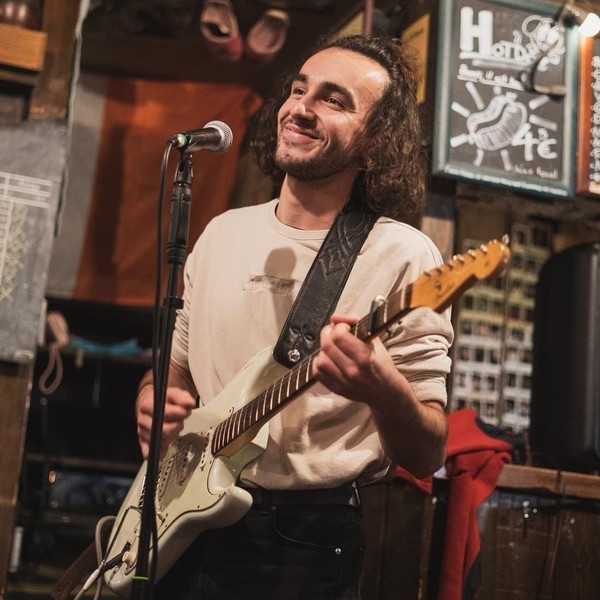 François - Prof de guitare - Clisson