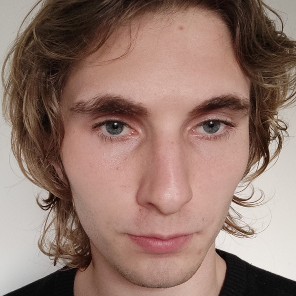 Pedro - Professor de programação - Curitiba