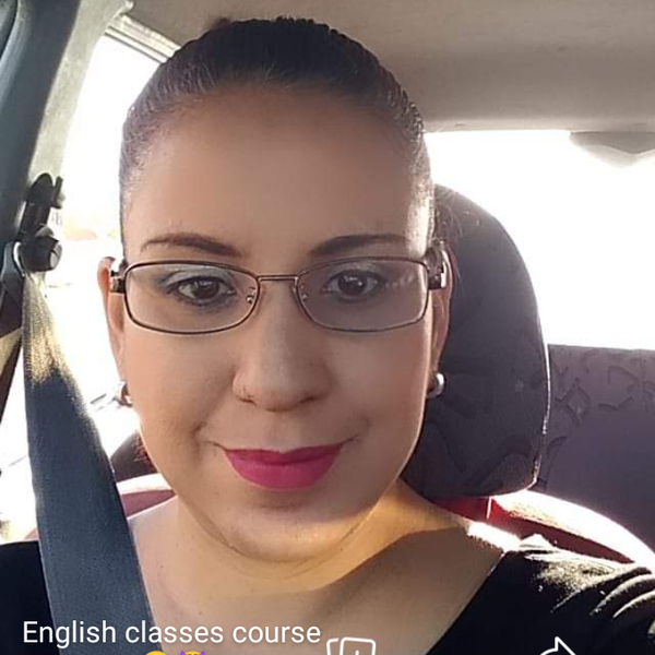 Liliana Eizabeth - Profe de inglés - Torreón