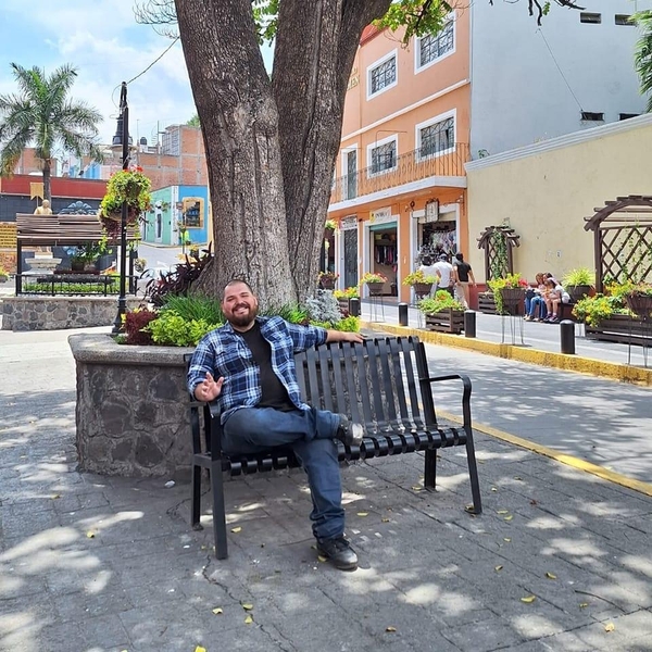 Manolo - Profesor de literatura - Playa del Carmen