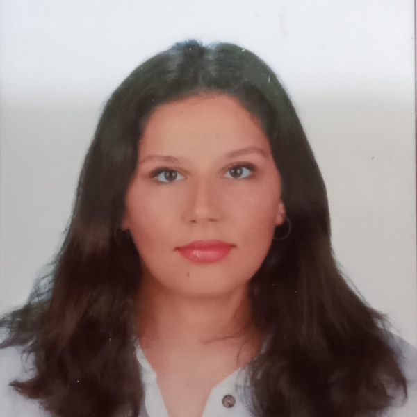 Hande - Biyoloji öğretmeni - Ankara