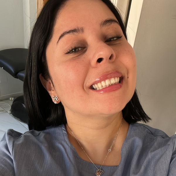 Bárbara Vanessa - profesor de anatomía - Colina