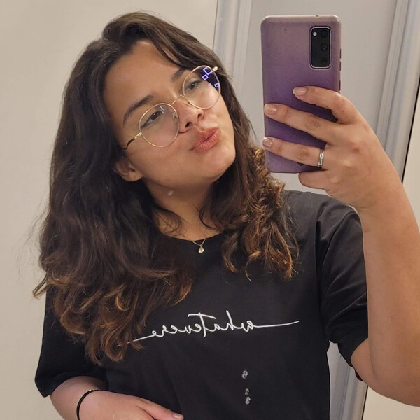 Sarah - Prof de inglês - Belo Horizonte