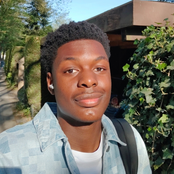 Johan - Prof de physique - chimie - Braine-l'Alleud