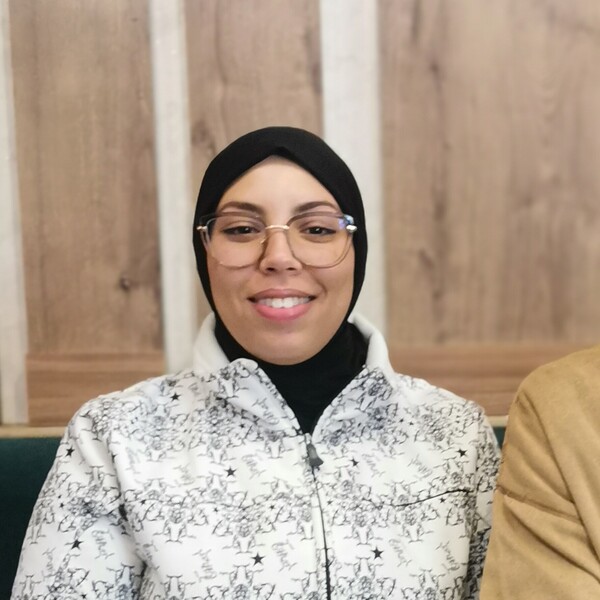 Asma - Prof d'arabe - Béni Mellal
