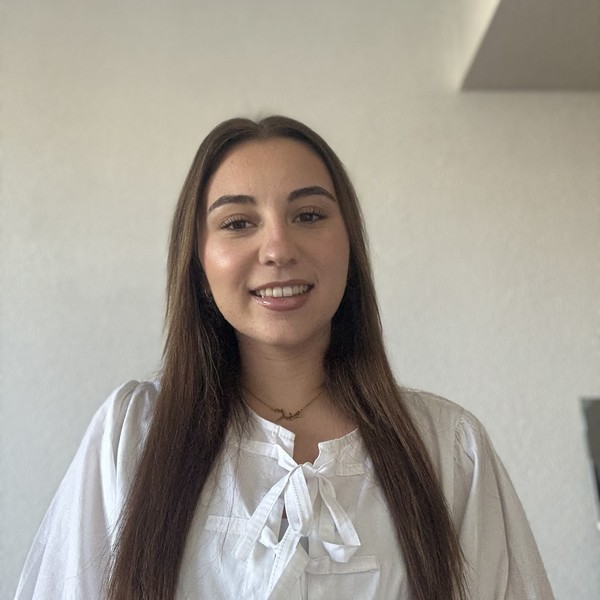 Mila - Prof d'aide aux devoirs - Nîmes