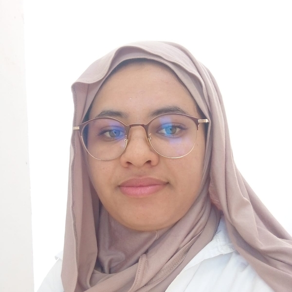 Aicha - Prof de préparation bac scientifique - Agadir