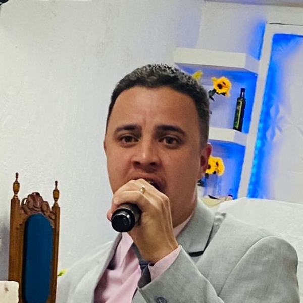 Levi - Professor de teologia - Guarulhos