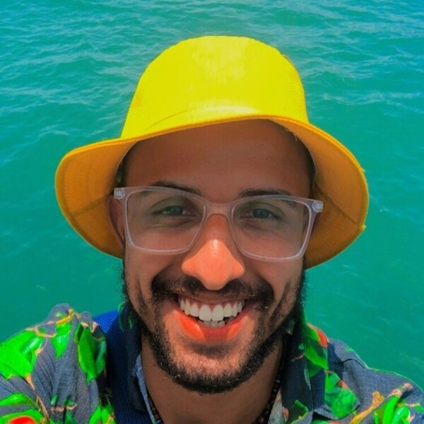 Vinicius - Prof de russo - São Paulo
