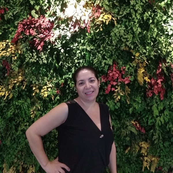 Maria Gisele - Prof de inglês - Vila Carioca