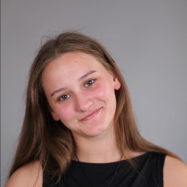 Anzhelika - skolotājs - Rīga
