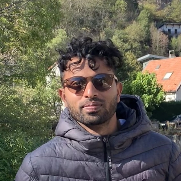 SANTOSH - Python tutor - Montreal