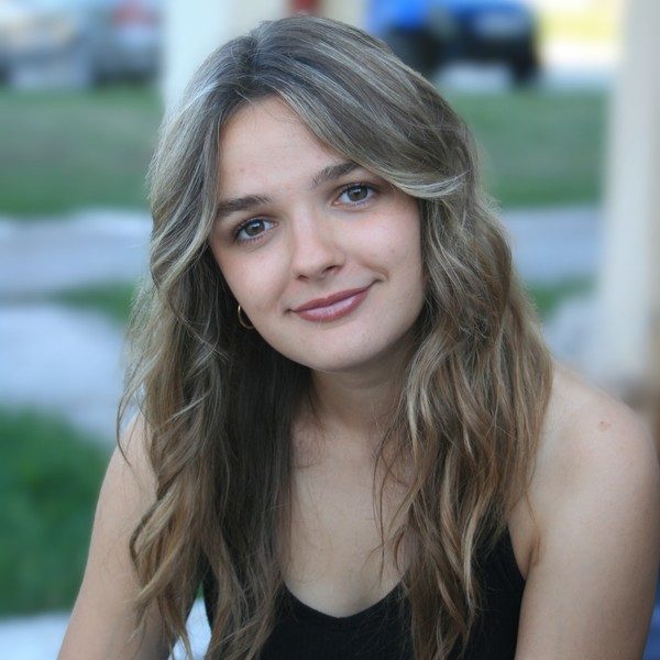 Adèle - Prof de soutien scolaire - Neuilly-sur-Seine