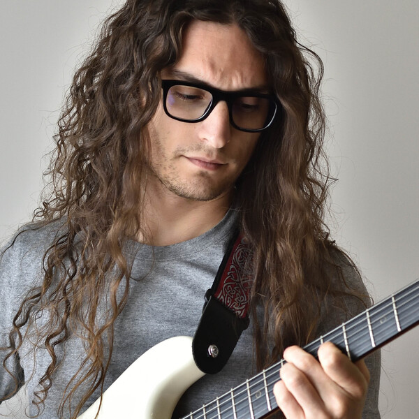 Raffaele - Insegnante di chitarra - Caldarola