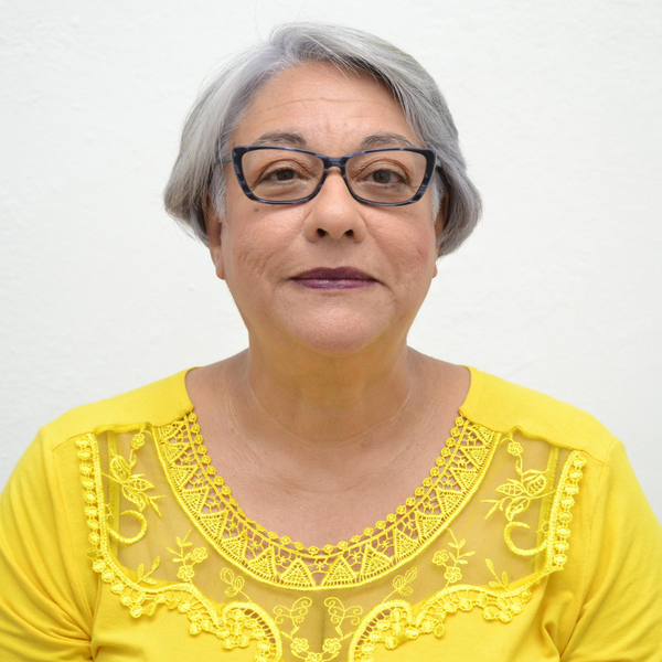 Mara Cristina - Prof de história - Companhia Fazenda Belem