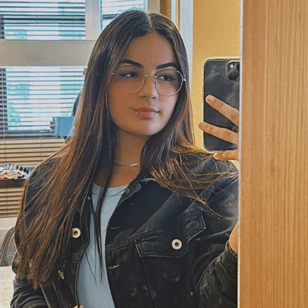 Giovanna - Professor de reforço escolar - 