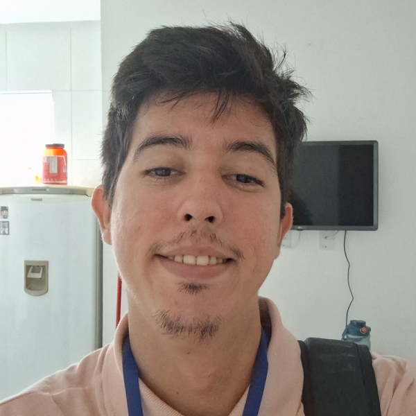 Caio - Prof de saúde pública - Brasília