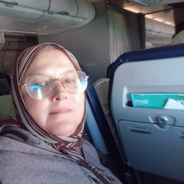Ilham - Prof d'arabe - 