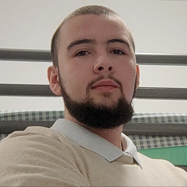 Théo - Prof de maths - Cachan