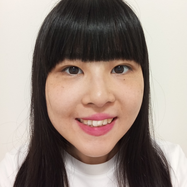 Ayaka - Prof de japonais - Chartres