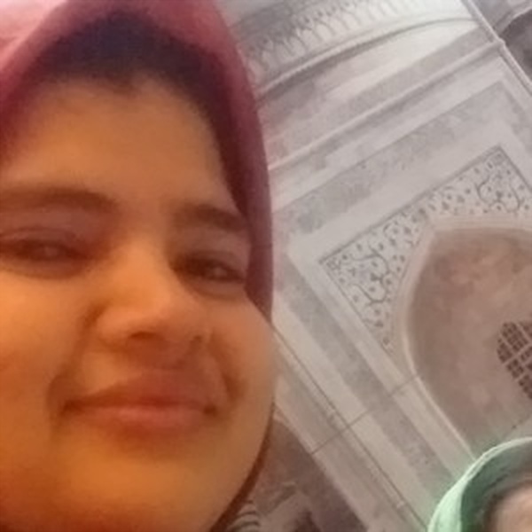 Sumaiyya - Geography tutor - Faridabad