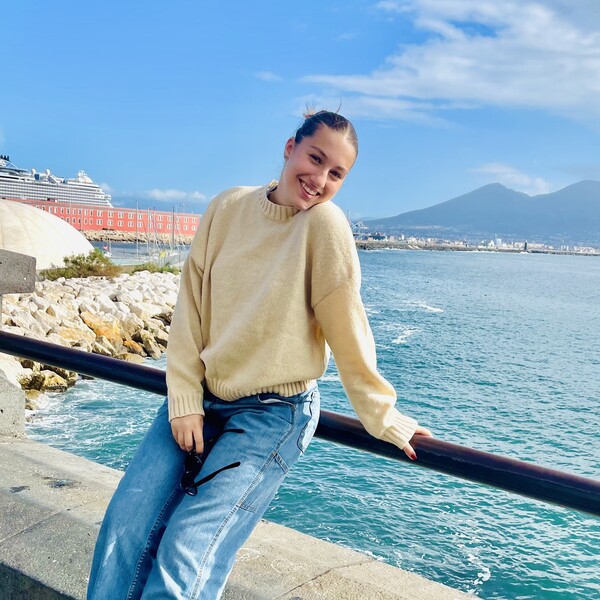 Camilla - Insegnante di ripetizioni - Messina
