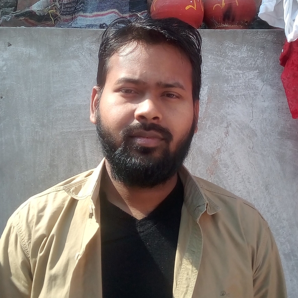 VICKY - Maths tutor - New Delhi