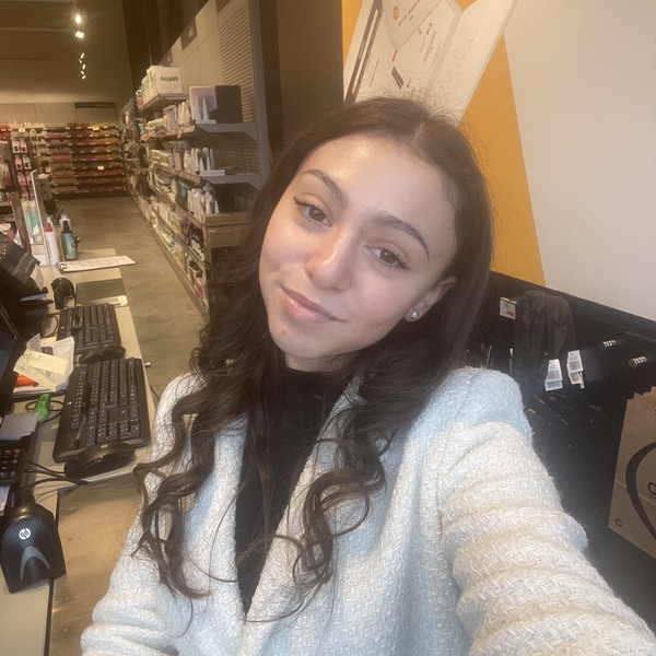 Illona - Prof de maquillage - Aulnoye-Aymeries