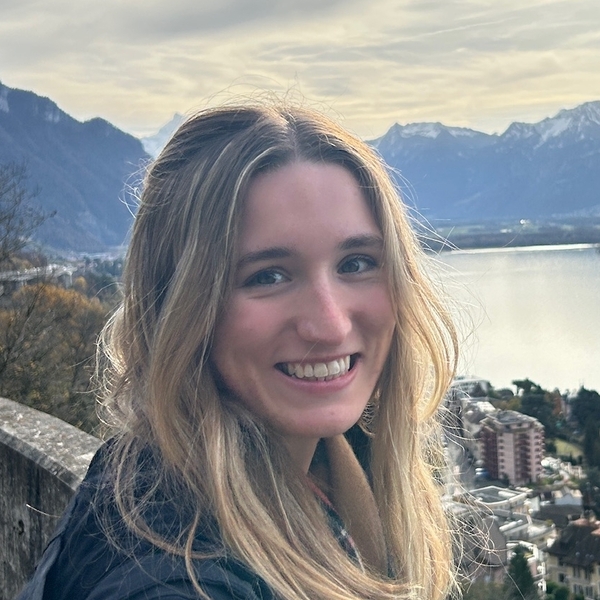 Tayla - English tutor - Corrimal