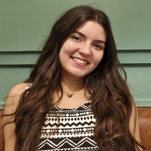 Mylena - Professor de português - Rio de Janeiro