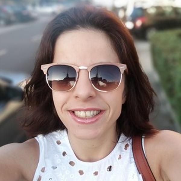 Ana - Professor de matemática - Vila Nova de Gaia