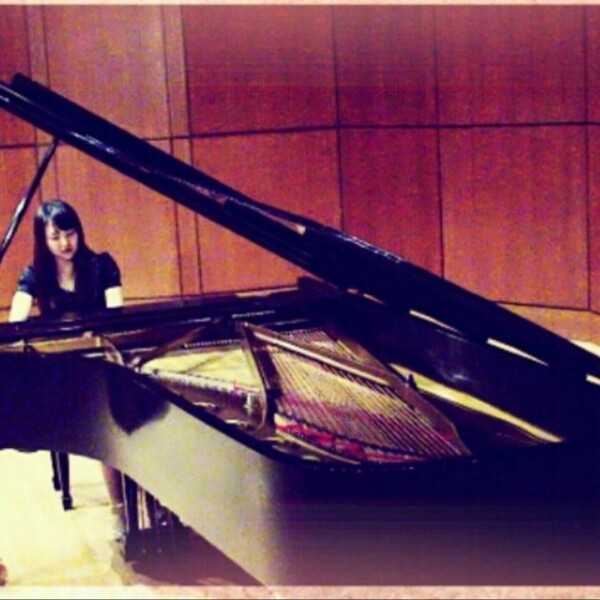Da Young(Dianne) - Piano tutor - Surrey