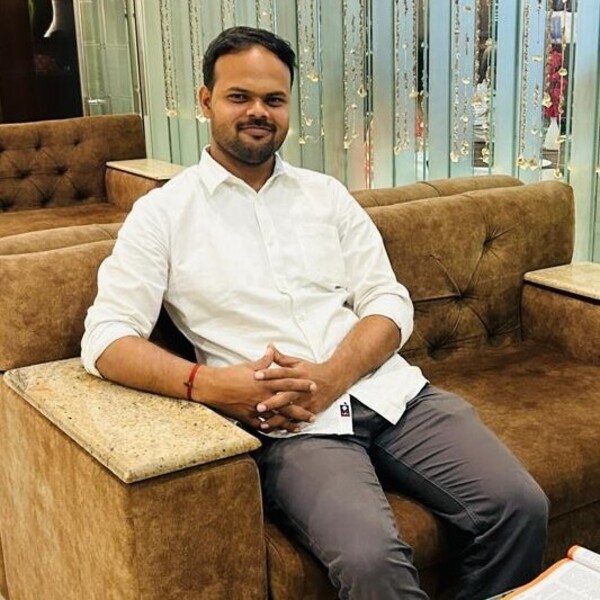 Prashant - Commerce tutor - Allahabad