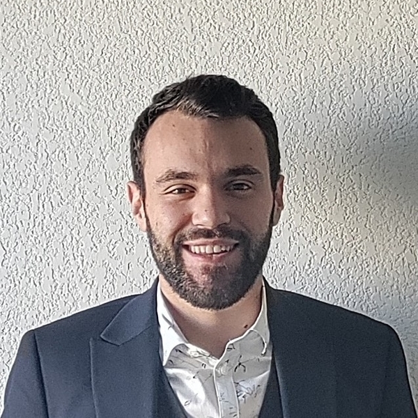 Théo - Prof de maths - Vénissieux