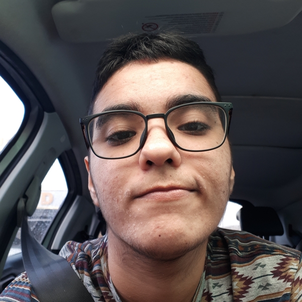 Caio - Professor de Matemática - Farolândia
