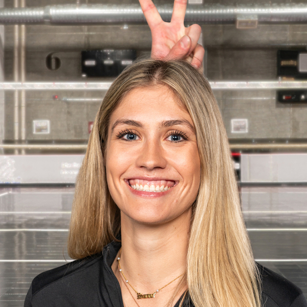 Sarina - Chemistry teacher - Andover