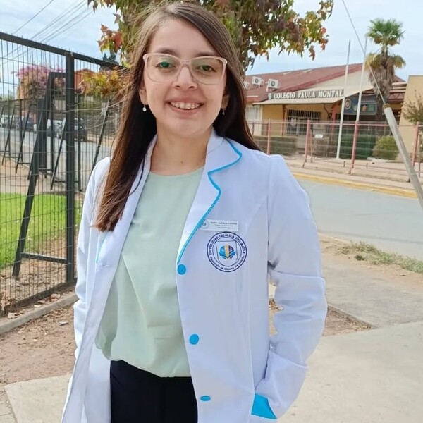 Romina - profesor de matemáticas - Talca