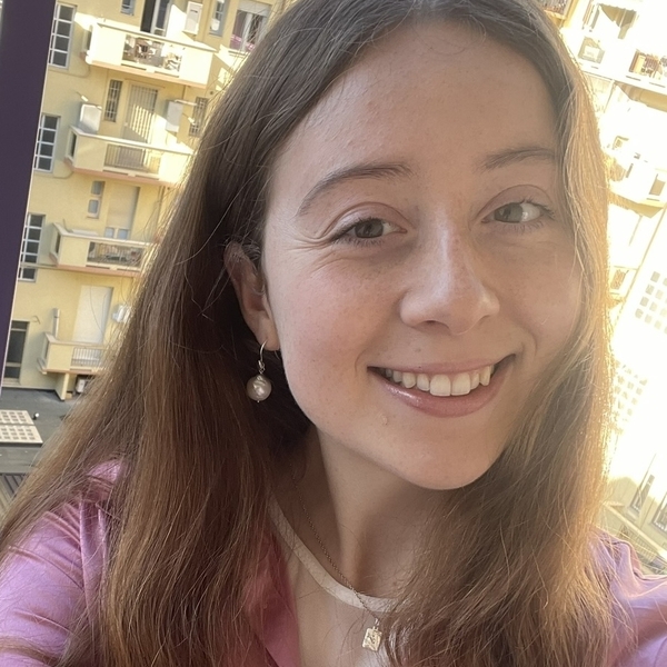 Alice - French tutor - New York