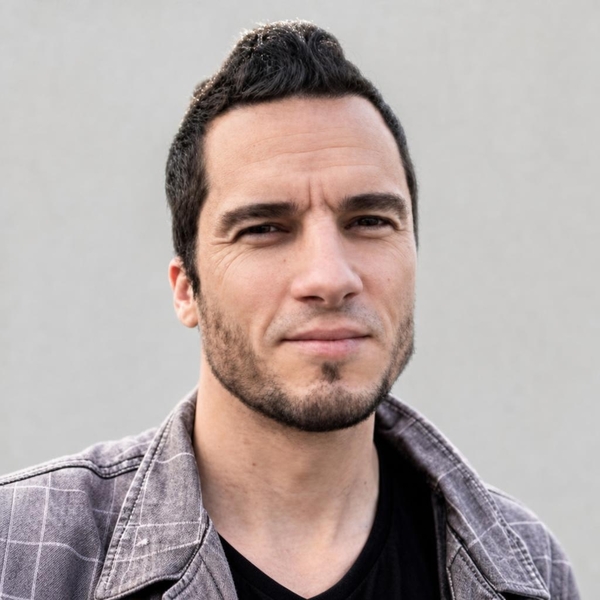 Nicholas - Cryptocurrency teacher - Storm Lake
