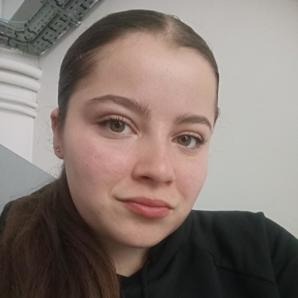 Elisa - Prof d'aide aux devoirs - Limoges