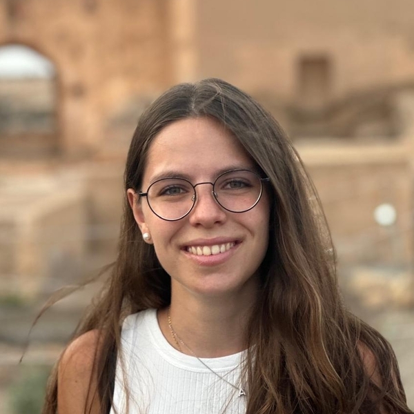 Alba - profesor de inglés - Sabadell