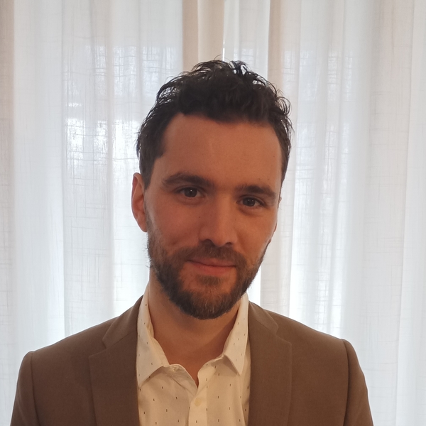 Valentin - Prof de maths - Besançon