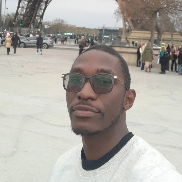 Simon Junior - Prof de maths - Chelles