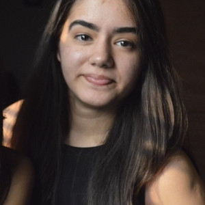 Shivangi - English teacher - Kolkata