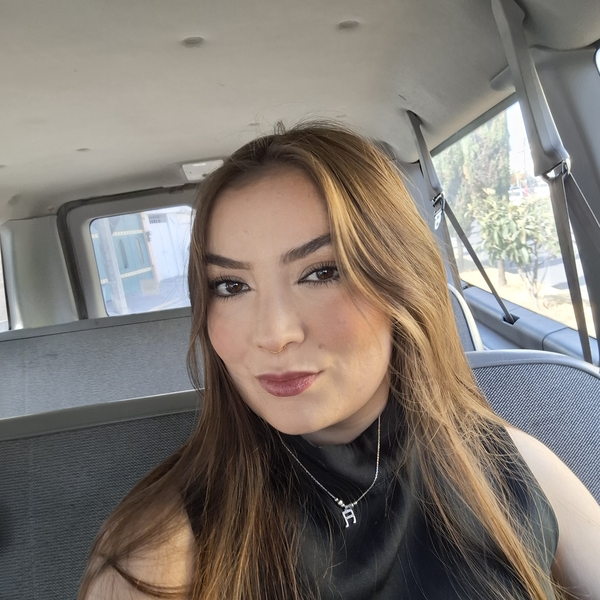 Fernanda - profesor de canto - Morelia