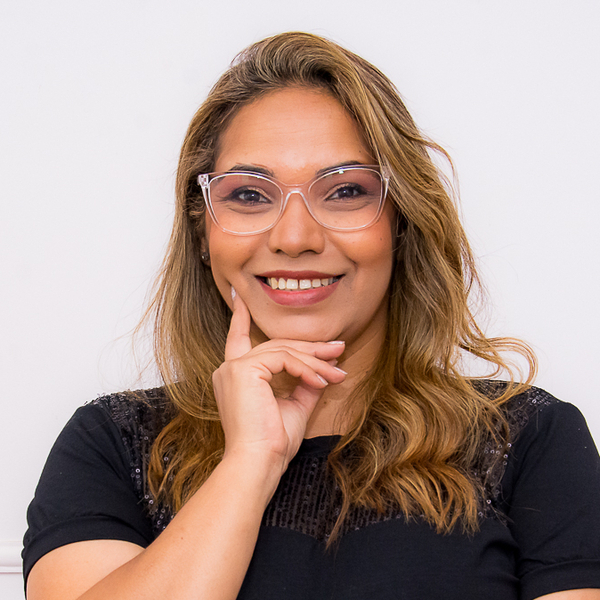 Edna - Professor de língua de sinais - Ourinhos