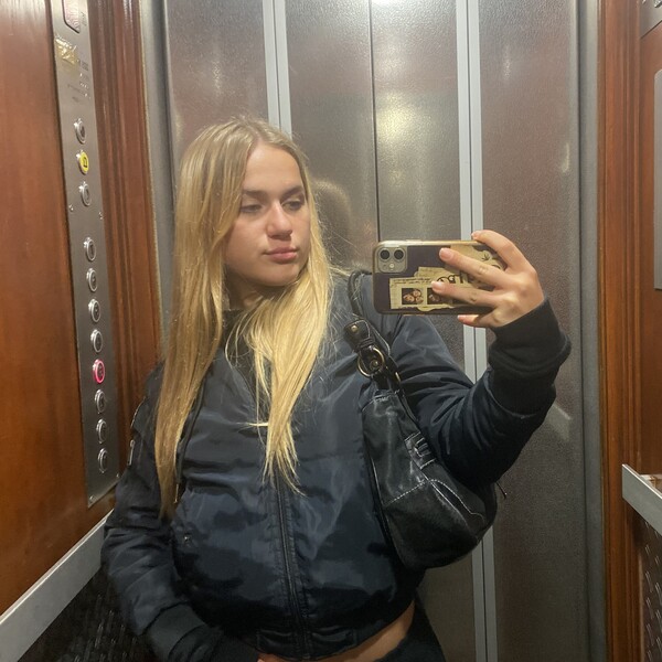 Laure - Prof de maths - Paris