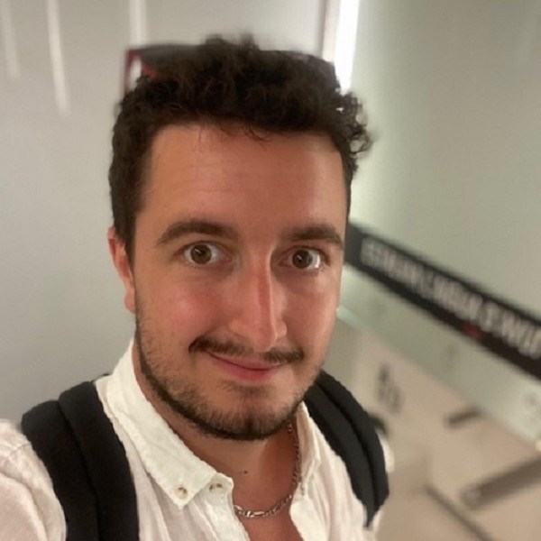 Dylan - Prof d'initiation informatique - Évreux