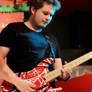 Antoine - Prof de guitare - Villeneuve-d'Ascq